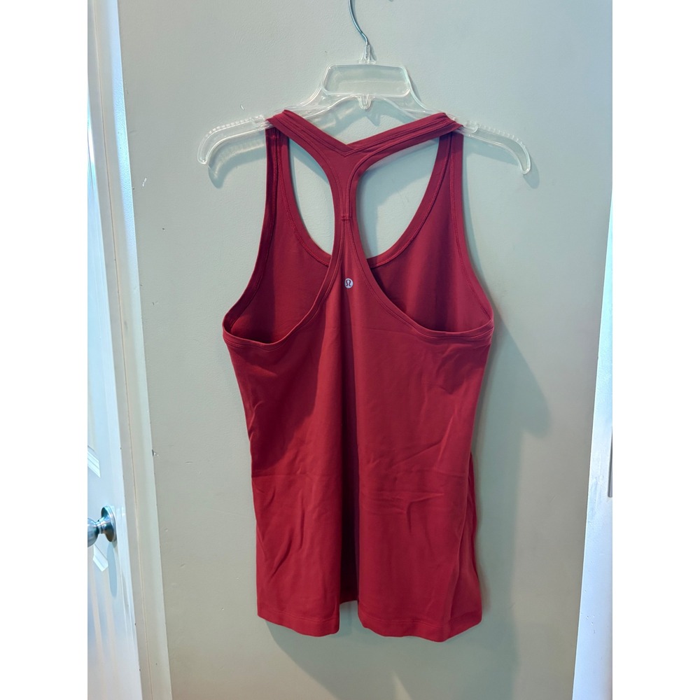 Lululemon Red Racerback Activewear Tank Top Scoop Neck Slim Fit size 10